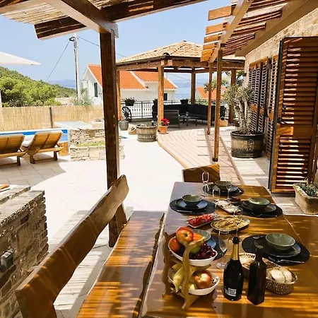 Solta Stone House