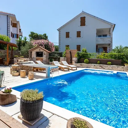 Solta Stone House 스토모르스카