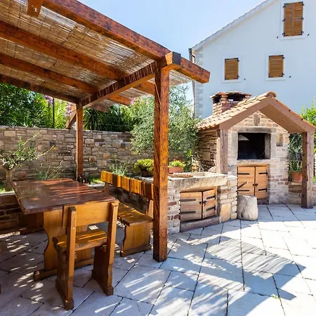 Solta Stone House Villa *