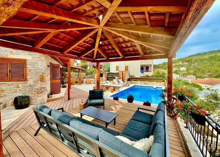 Solta Stone House וילה סטומורסקה